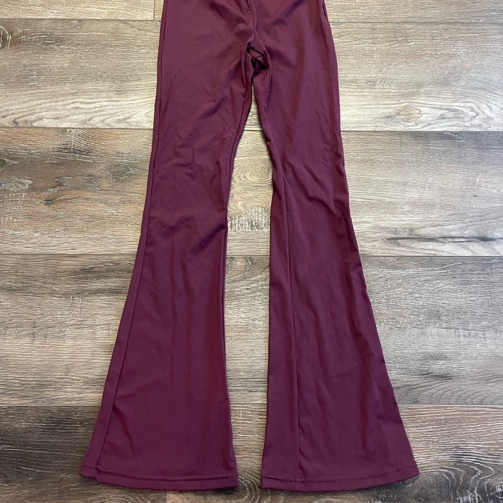 Werk Women's Burgundy Boot Cut Pants/leggings EUC size XSP